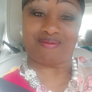 Meet your Posher, Becky